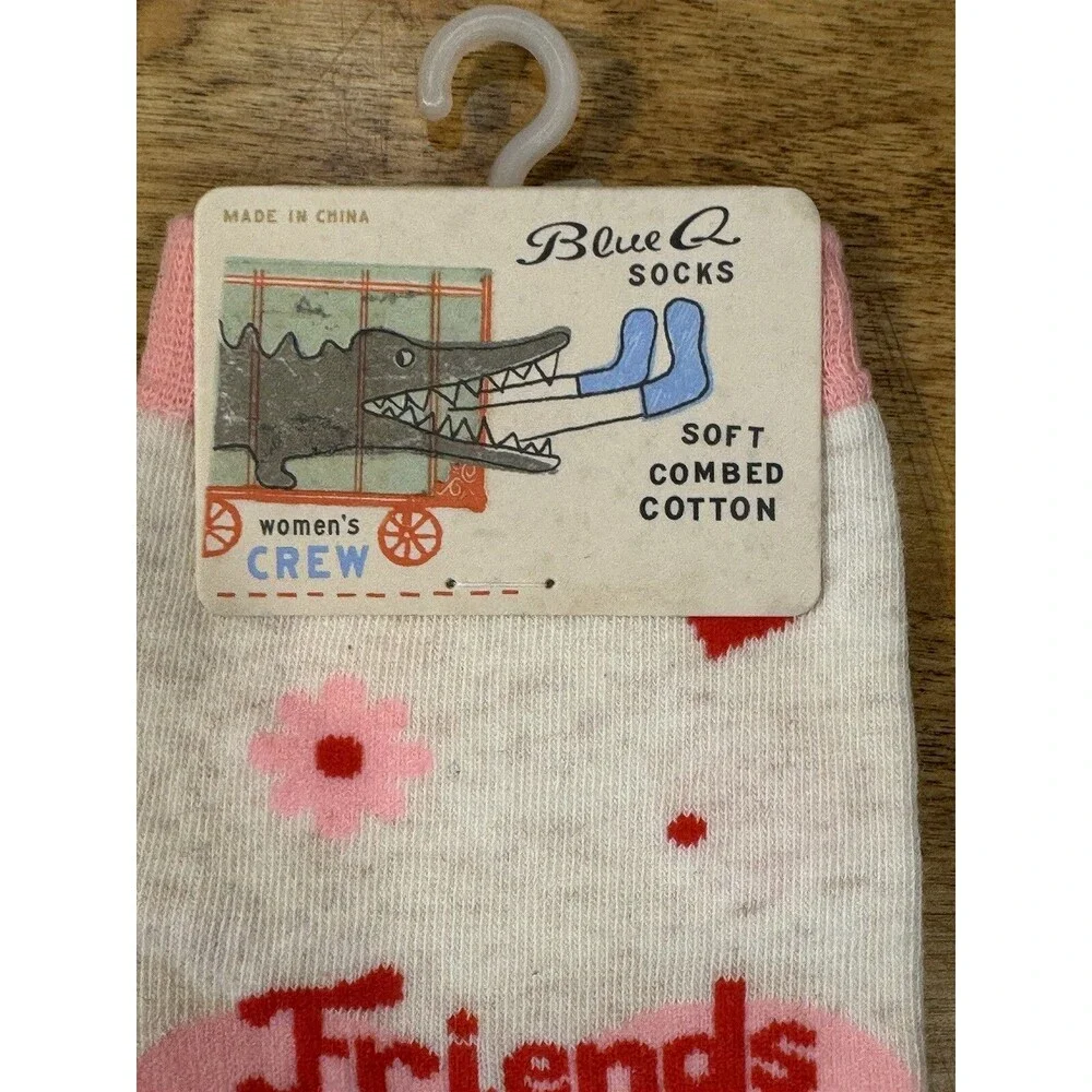 Blue Q Women's Fun Soft Crew Socks Friends Don't Make Friends Hang Out NEW